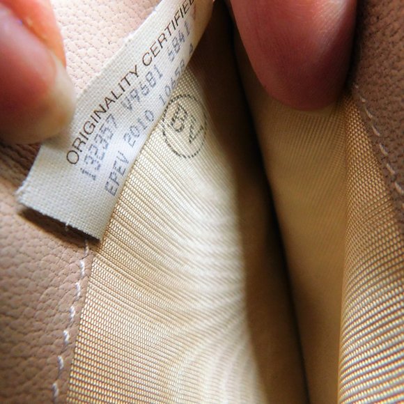 β¨HPπBottega Veneta Authentic French Pink Wallet - Picture 8 of 10